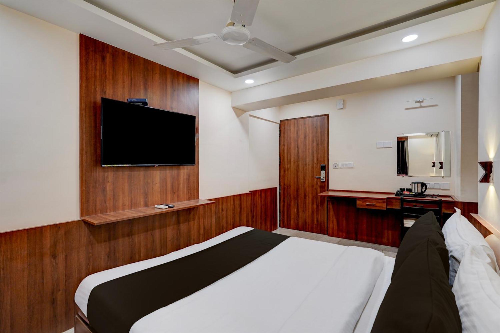 Townhouse Oriental Inn チェンナイ エクステリア 写真