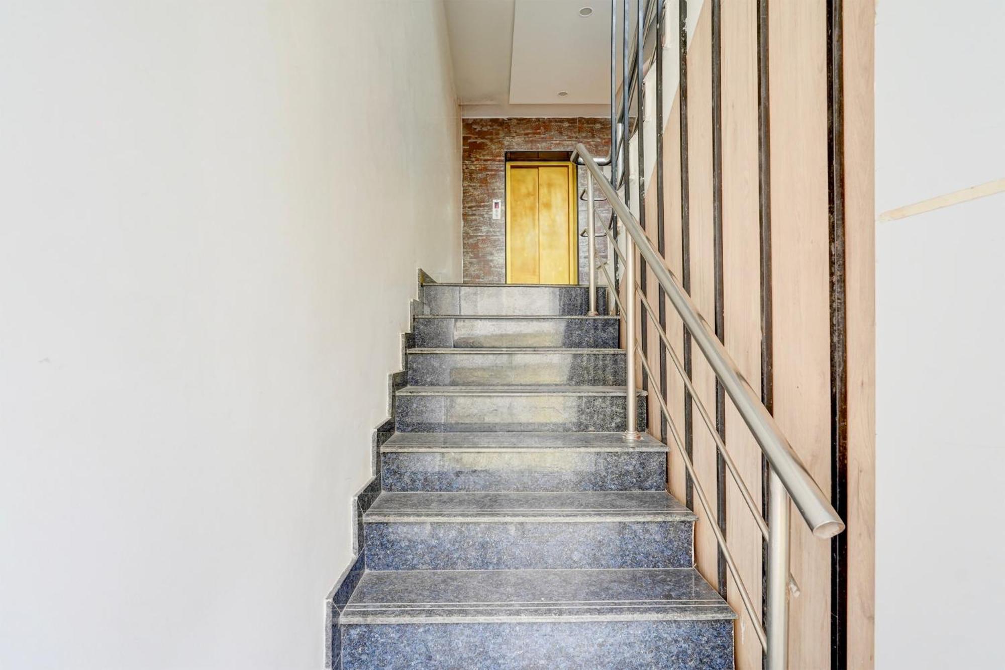 Townhouse Oriental Inn チェンナイ エクステリア 写真